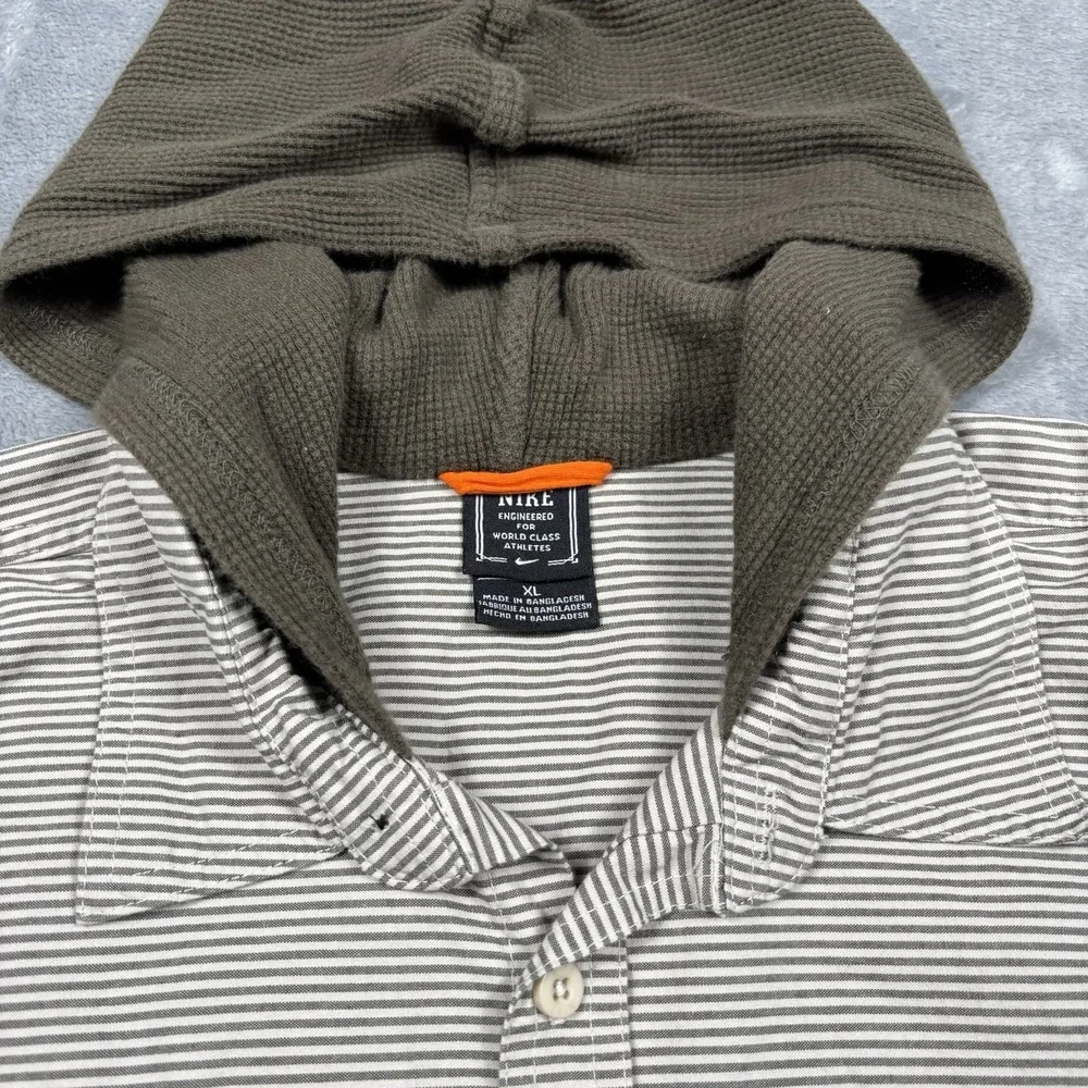 Nike 6.0 Hooded Button Shirt Youth XL Gray Striped Thermal Sleeve Skate EUC